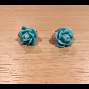 Pretty Blue Floral Stud Earrings